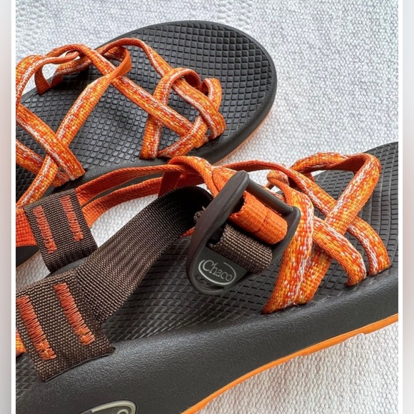 ORANGE CHACOS!!! - Picture 3 of 4